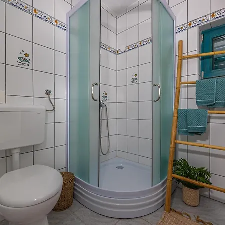 Cikas Palmhouse Jadranovo