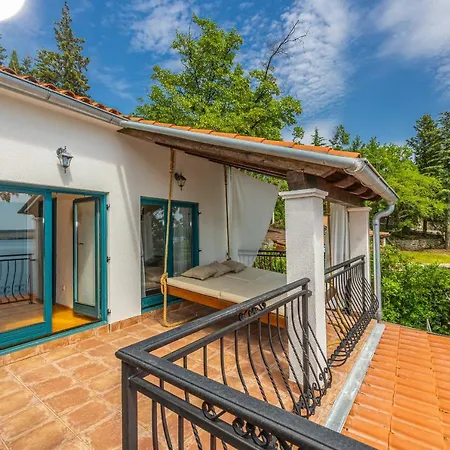 Cikas Palmhouse * Jadranovo