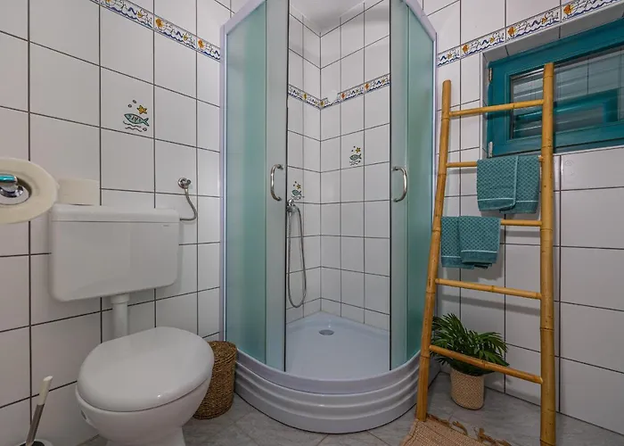 Cikas Palmhouse Jadranovo