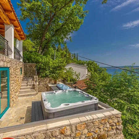 Cikas Palmhouse * Jadranovo