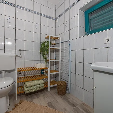 Cikas Palmhouse Vilă Jadranovo