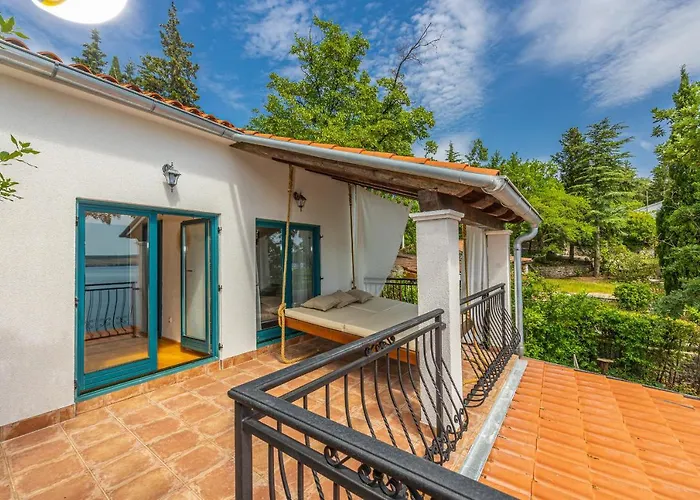 Cikas Palmhouse * Jadranovo